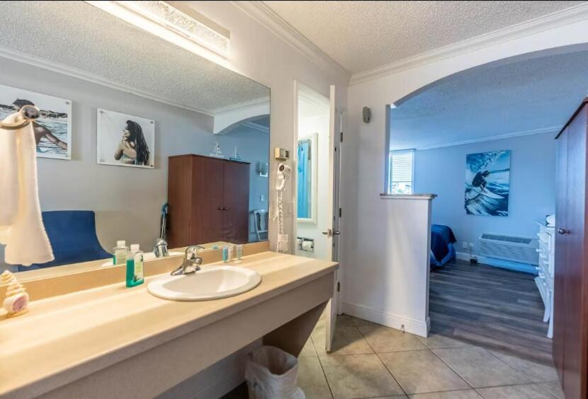 Ocean View Condo - Steps To Beach - Ace Location 클리어워터 비치 외부 사진