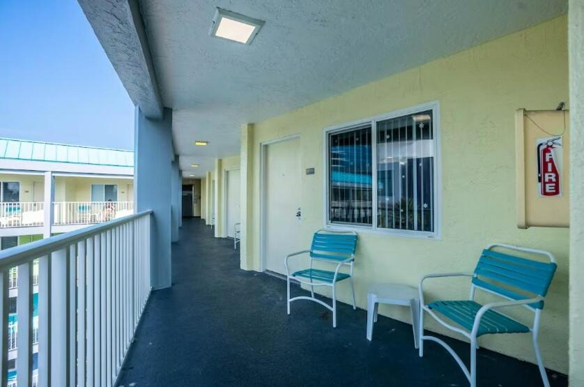 Ocean View Condo - Steps To Beach - Ace Location 클리어워터 비치 외부 사진